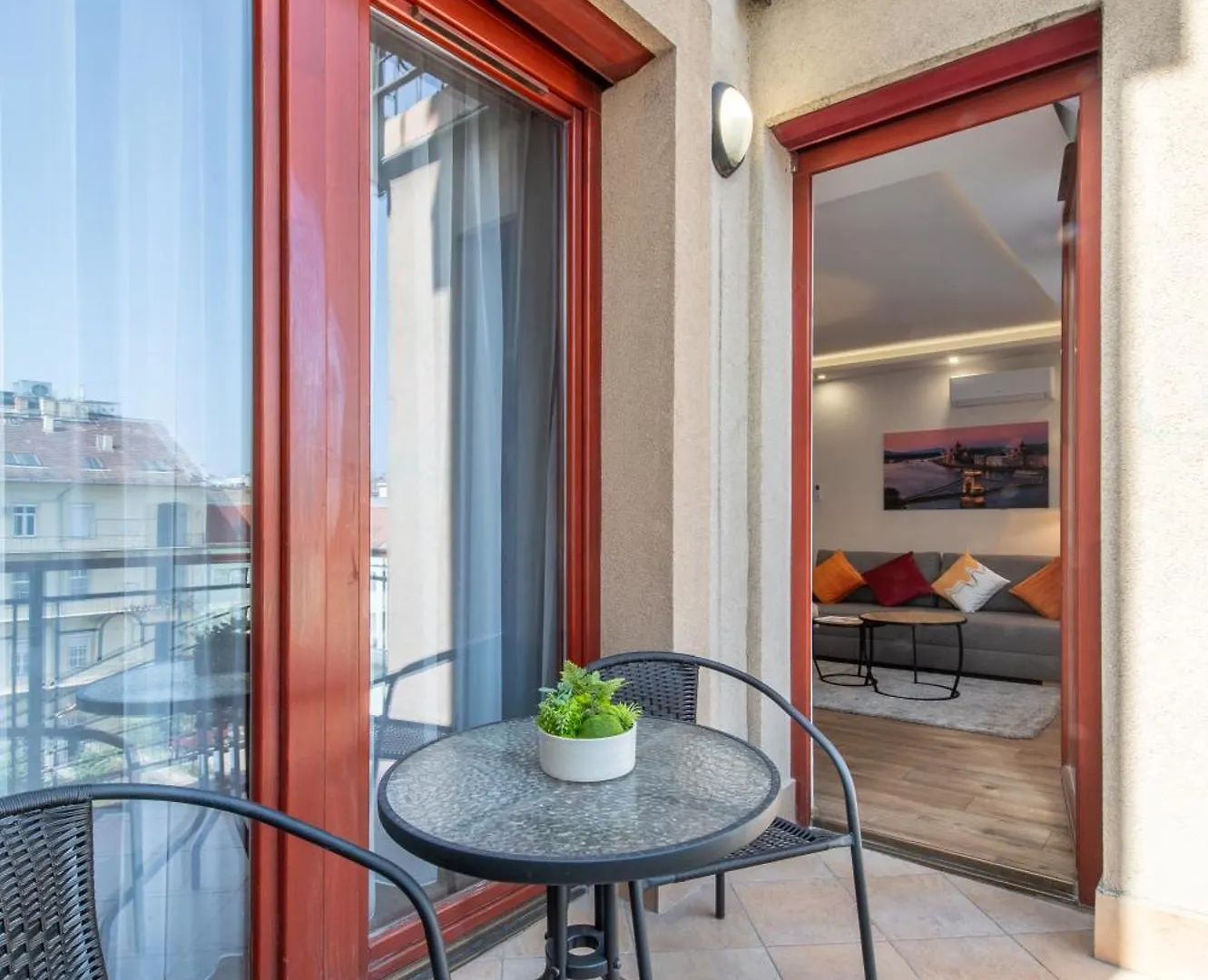 Ultra Central - New Modern Apartment Budapest